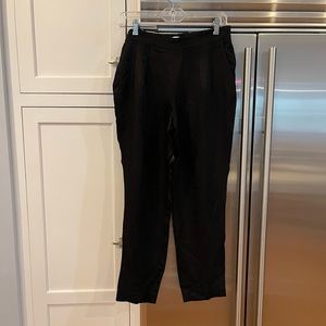 NWT Aritzia Babaton Black Satin Tailored Cropped Pants Size 6